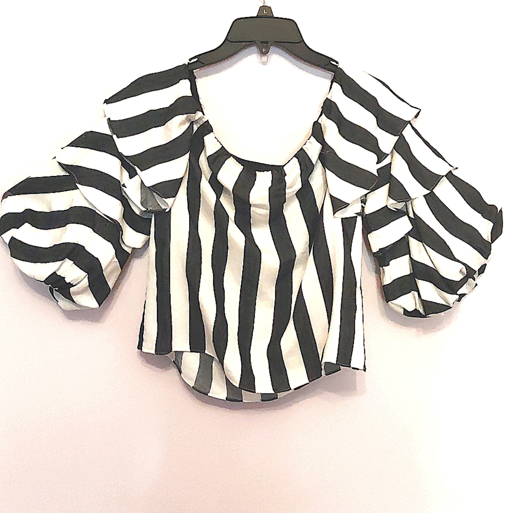 Scripted fancy blouse